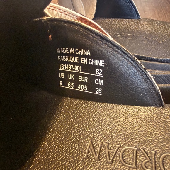 DISCONTINUED NIKE JORDAN Cowhide Mules - - Picture 3 of 7